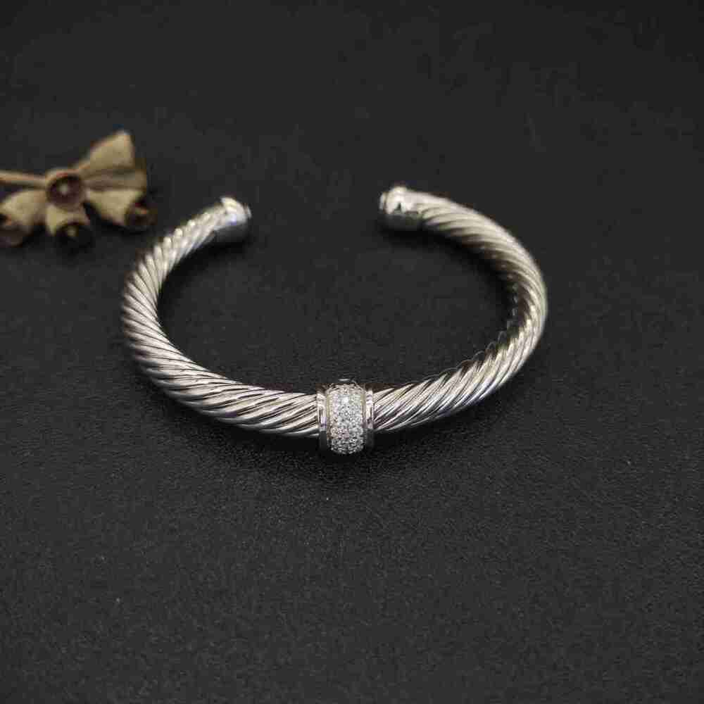 💕💕David Yurman 7mm Silver Beaded White Diamond Bracelet